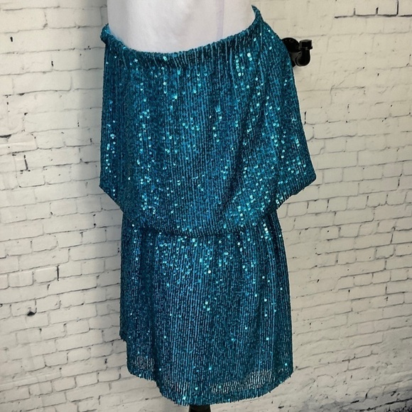 Sofia Women Turquoise Sequin Mini Strapless Dress Drop Waist Blouson One Size T1 - Picture 6 of 12